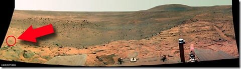 marte alien3 thumb Pé Grande em foto da superfície de Marte?