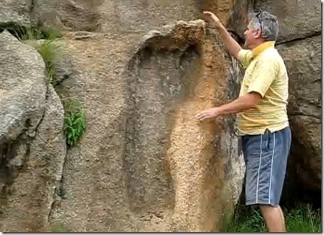 pe gigante thumb Pé humano gigante de 200 milhões de anos na África do Sul