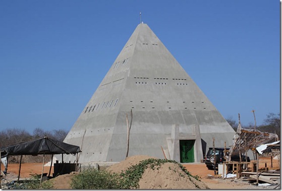 piramide umirim thumb Pirâmide misteriosa é construída por seita secreta no Ceará