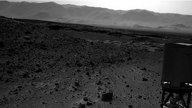 luz marte 2 Rover Curiosity fotografa luz misteriosa em Marte